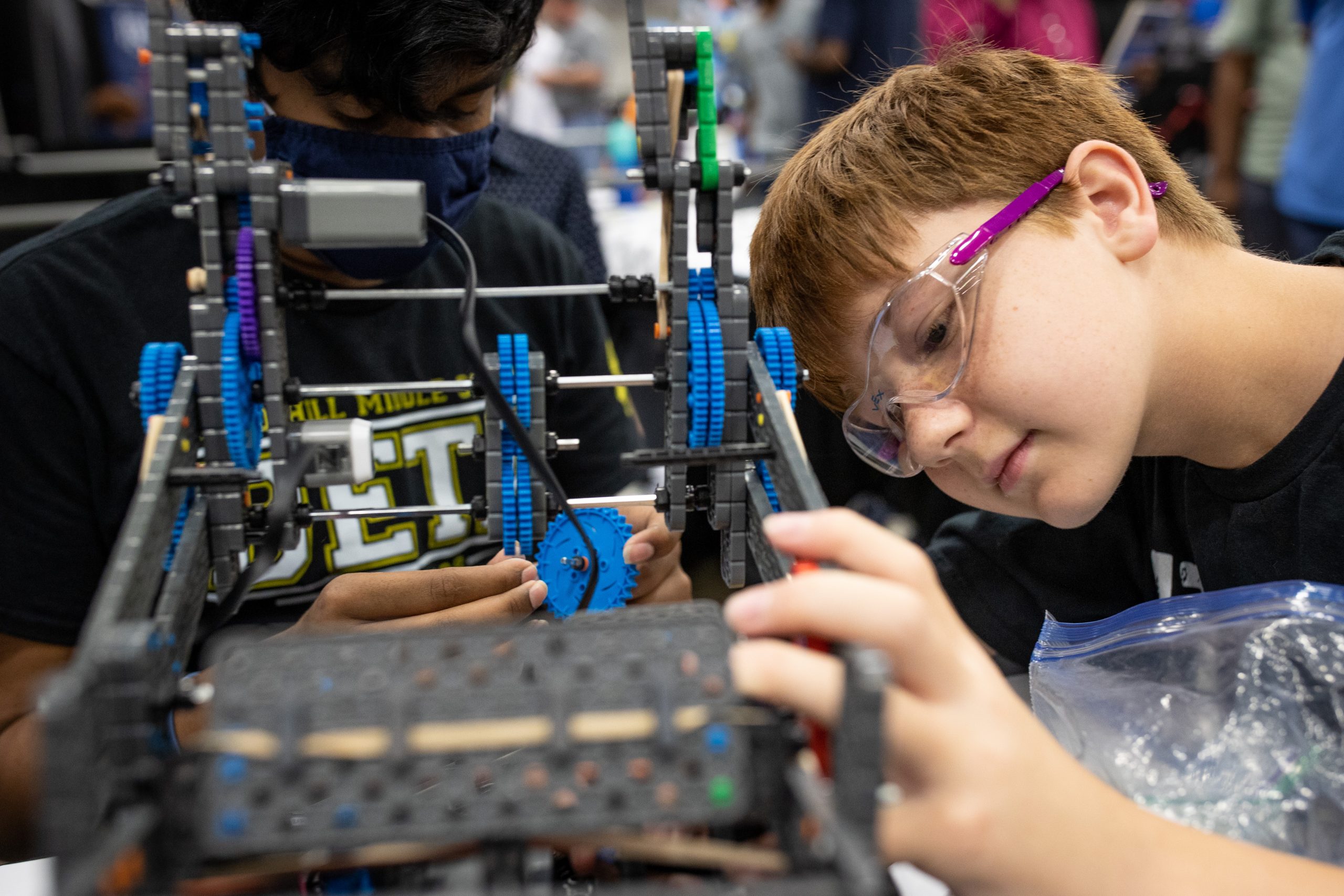 VEX Worlds competitors arriving for day two at Kay Hutchinson Convention Center. May 4, 2022